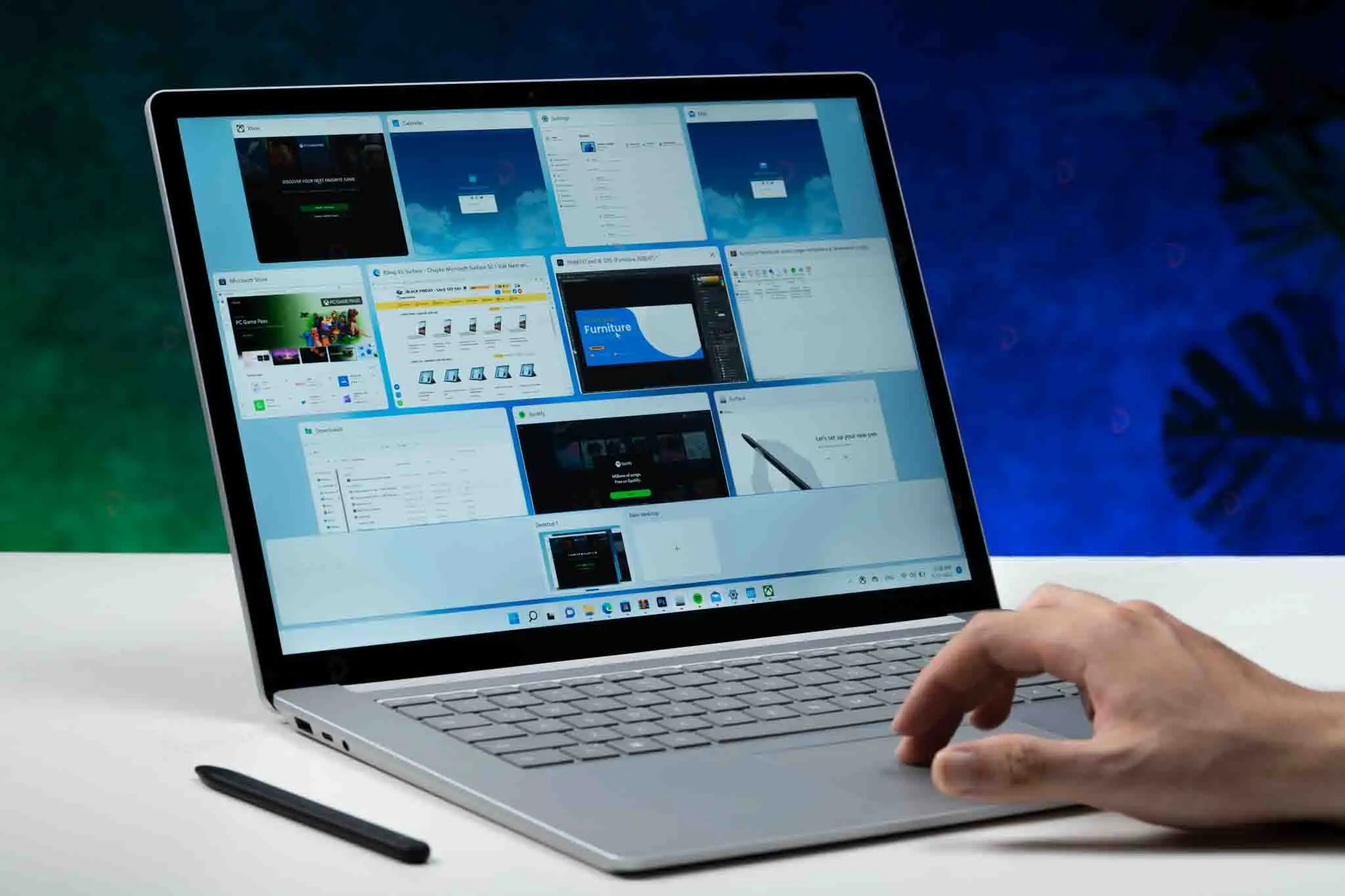 surface-laptop-6-5 Bản lề mở góc 90-120 độ là lý tưởng nhất cho laptop của bạn